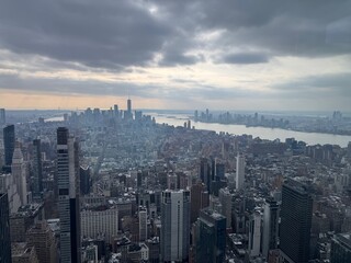 Fototapeta premium New York Skyline Cloudy Ethereal Day