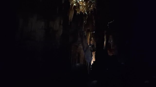 caverna na cidade de S&atilde;o Domingos, regi&atilde;o de Terra Ronca, Estado de Goi&aacute;s, Brasil 