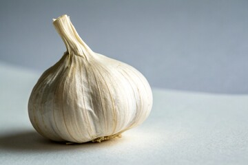 garlic and cloves