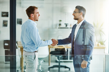 Fototapeta premium Offer, business men and handshake with agreement for legal settlement, negotiation or thank you. Attorney, client and shaking hands at law firm for crisis resolution, court case and mediation process