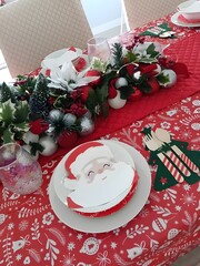 table setting for christmas