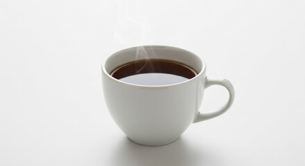 Obraz premium Vapeur d�licate s'�levant d'une tasse de caf� chaud sur fond blanc pur lumi�re naturelle douce. AI Generated