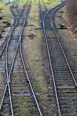 track without electric traction at the entrance to the Zag&oacute;rz station