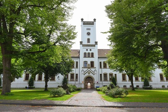 Auricher Schloss