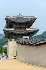 Naklejka premium 韓国ソウルにある景福宮のとても美しい風景A very beautiful view of the gate in Seoul, Korea