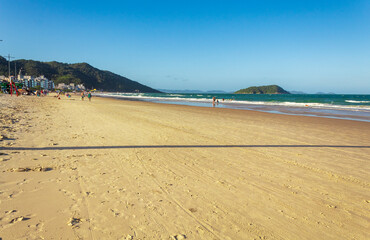 Praia Palmas do Arvoredo cidade de Governador Celso Ramos Santa Catarina Brasil regi&atilde;o da Grande Florianopolis  
