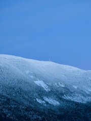 snow covered mountains in Franconia Notch