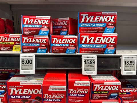 Tylenol Retail Display Pharmacy Shelf. December 20 2025. For editorial use only.