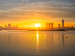 Naklejka premium Sunrise over Xiamen, Fujian Province, China