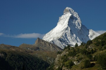 ツェルマットから見た夏のマッターホルン