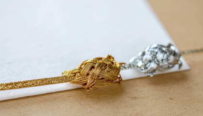 金と銀の亀の水引結び　和風装飾クローズアップ generative ai