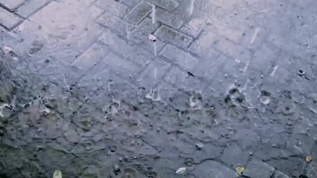 When it rains heavily, it can be seen falling on the paving floor outside the house