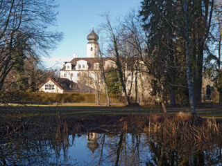 Blick von S&uuml;den auf das Kloster Bernried (Bayern)