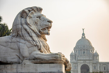 kolkata India 12th Dec 2025: Marble lion statues in the gardens of Victoria Memorial stand as powerful guardians, symbolizing authority, dignity, and the imperial grandeur of the memorial’s landscape  © Danny Ye