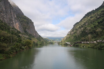 Fototapeta premium Beautiful mountian, river and view in Nong Khiew, Ou River, Ngoi District, Luang Prabang, Laos