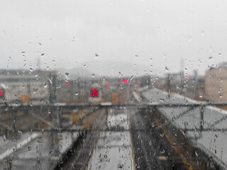 冬の雨降りの日の兵庫県豊岡駅