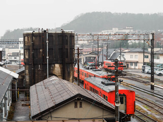冬の雨降りの日の兵庫県豊岡駅