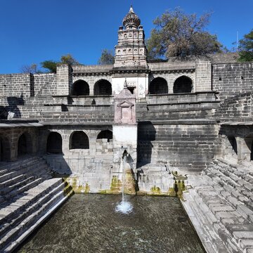 
Lonar Crater Lake is a unique, saline, alkaline lake in Maharashtra, India, formed by a meteorite impact about 50,000-52,000 years ago, making it the world's only hypervelocity impact crater in basal