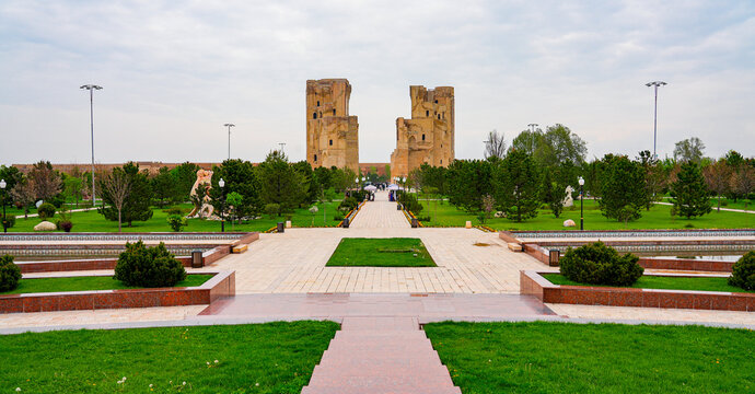 Ruins of the Ak-Saray Palace (White Palace) in Shakhrisabz, Uzbekistan