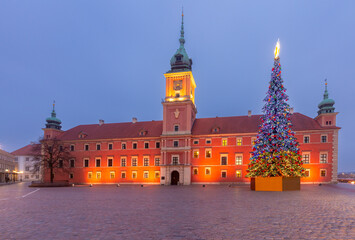 Fototapeta premium Royal residence at dawn in Warsaw Poland