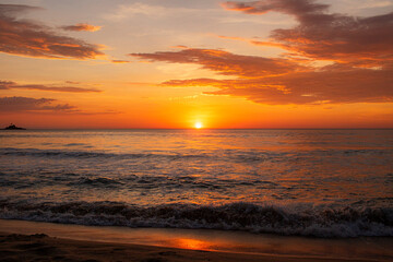 Fototapeta premium The beautiful sunrise in the Summer at Ubatuba