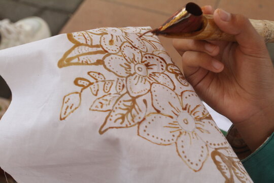 hand of a woman