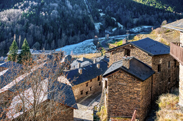 Os de Civ&iacute;s, also called A&oacute;s de Civ&iacute;s, is a decentralized municipal entity of the municipality of Valles del Valira, Lleida, Catalonia, Spain
