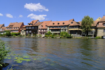 Obraz premium Die ehemalige Fischersiedlung „Klein Venedig“ in der Bamberger Inselstadt, UNESCO-Weltkulturerbestadt Bamberg, Oberfranken, Franken, Bayern, Deutschland