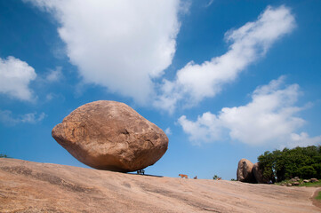Krishnas butterball, Balancing giant natural rock stone, Mahabalipuram, Tamil Nadu, India