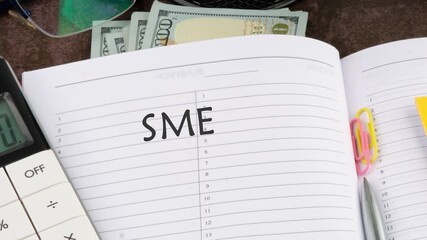 Text SME. This content dives into how technology influences small and medium enterprises, focusing on financial strategies and concepts in an animated format - Powered by Adobe