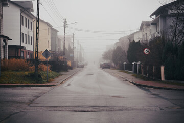 asfaltowa droga,mgła  © Marcin Łazarczyk