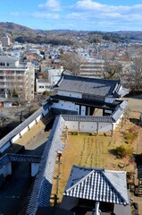 白石城 三階櫓から望む大手門