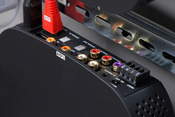 High-quality audio streaming amplifier for organizing a multi-room system. 