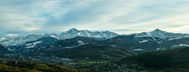 Pic du midi de Bigorre et sa vallée © Rémi 