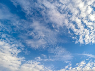 Obraz premium Blue sky and white clouds background, loudscape, ozone 