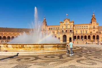 Fototapeta premium Fountain in center of Spain square in Seville