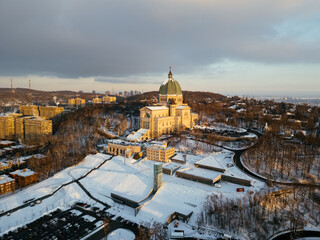 Fototapeta premium Aerial view of Oratory catholic cathedral basilica. Montreal, Quebec, Canada.