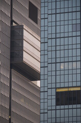 接続されたように見える高層ビル
