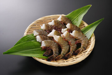 無頭ブラックタイガーえび