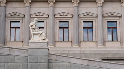Obraz premium detail of the facade of a building in budapest