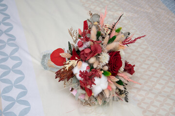 boho-style dried flower bouquet, often used for weddings or home decor. Made from preserved and dried natural floral 