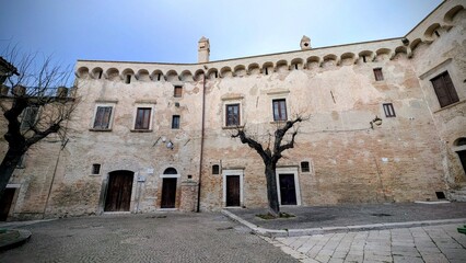 SERRACAPRIOLA (Pouilles - Italie)