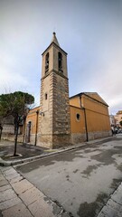 SERRACAPRIOLA (Pouilles - Italie)