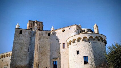 SERRACAPRIOLA (Pouilles - Italie)