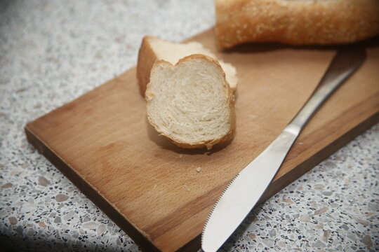 closeup bread with knife