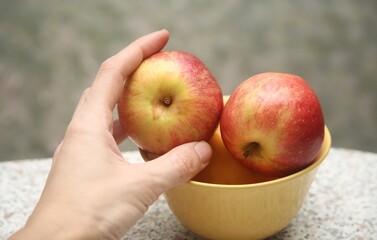 apples in a hand