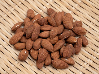 ローストアーモンド