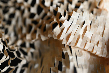 乱雑に置いた網目の紙03