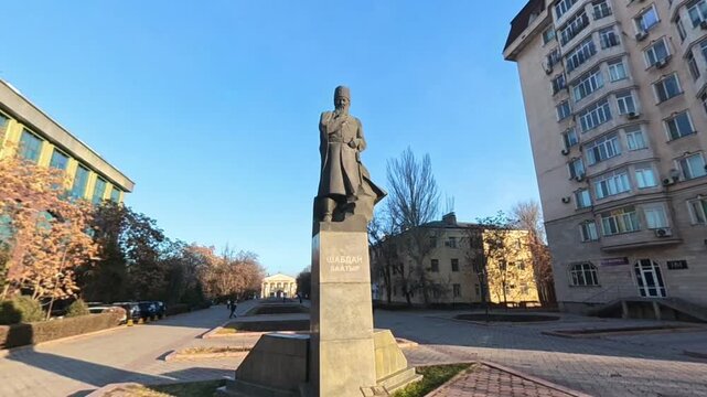 Shabdan Batyr Statue Bishkek &ndash; Kyrgyz Hero & 19th Century Leader