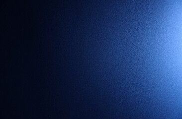 印象的な青背景